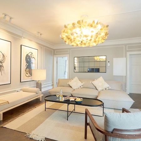 Stylish Spacious Apartment W 3Br In Copenhagen City Exterior photo